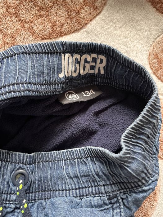 Pantaloni dublati Jogger marimea 134