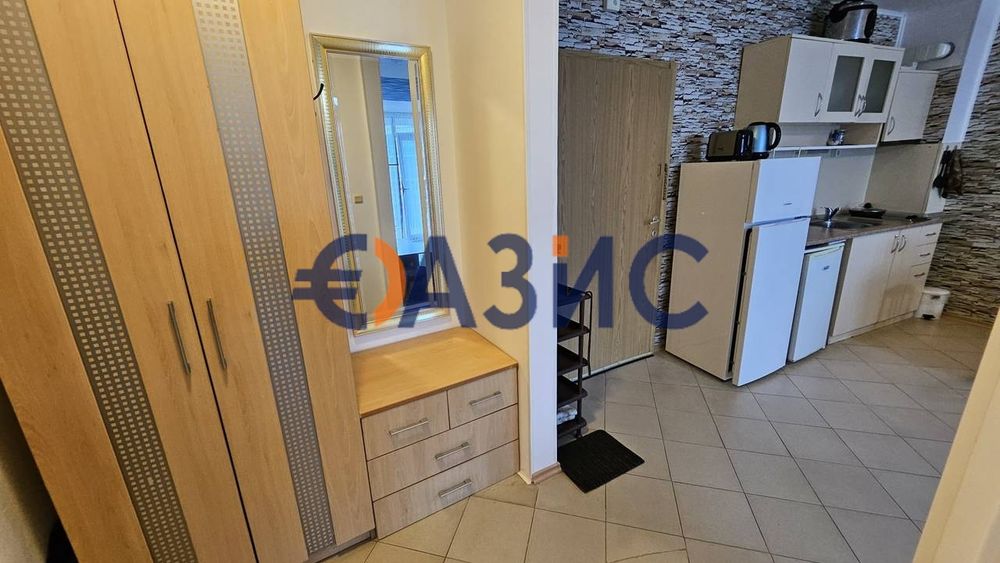 Продава се Двустаен апартамент в к.к. Слънчев бряг - 75 кв.м за 538 €/кв.м - Снимка #3