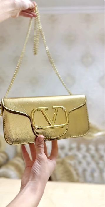 Сумка Valentino золотая
