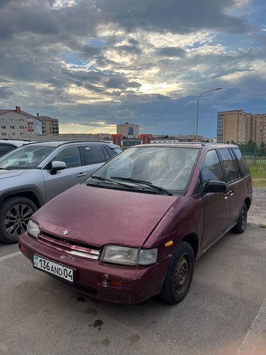 Продам машина Nissan