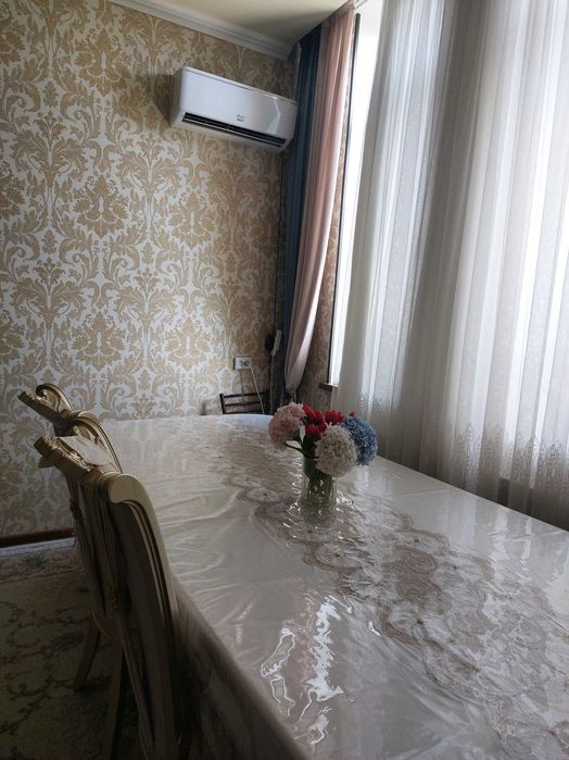 Стол стул для зал