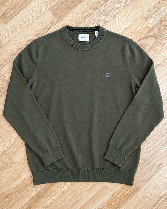 Pulover GANT Mărimea L – 100% Bumbac – Verde Olive – Logo Brodat – Guler Rotund