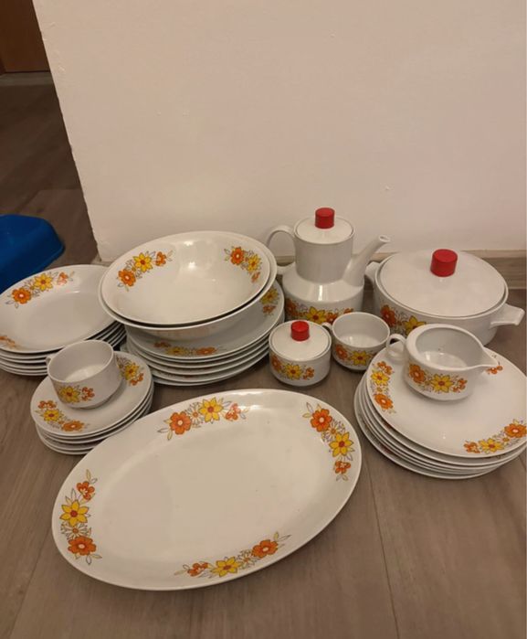 Serviciu Porțelan German Winterling Marktleuthen Bavaria 70s Retro Floral (33 piese)