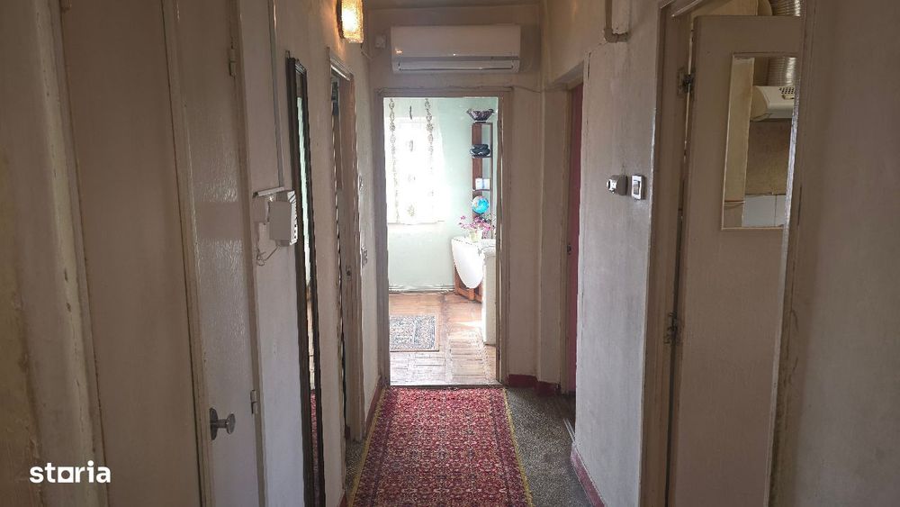 Vand apartament 3 camere decomandat Deva. Lido (Casa de Pensii) et. 2