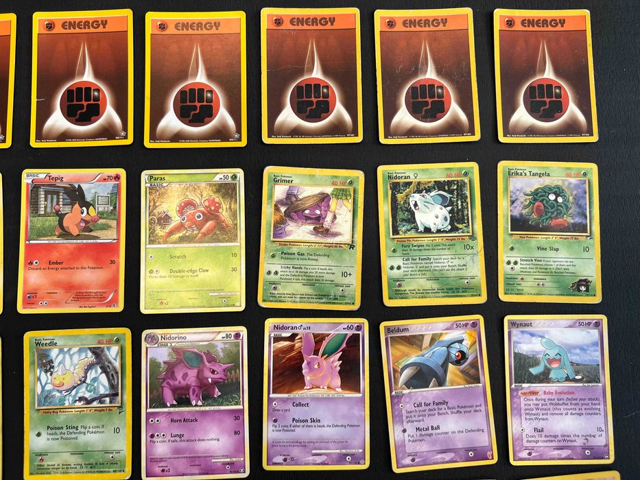 Set 50 carti Pokemon originale vechi