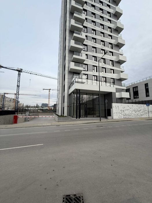 Паркомясто под наем в София Тех Парк - Sofiа Tech Park Склад под наем