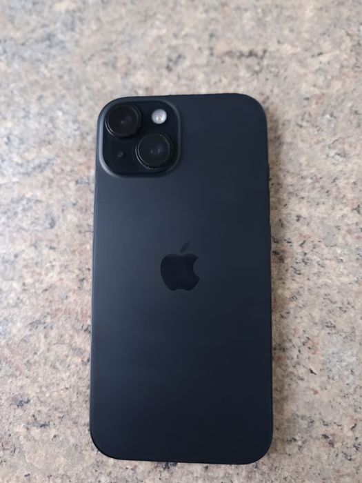 Vând Iphone 15