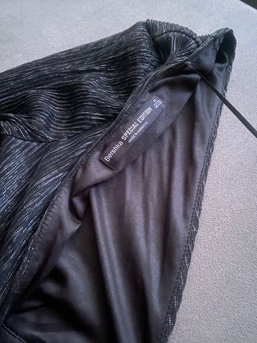 Bershka дамско боди