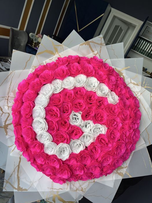 Buchet trandafiri sapun accesorii personalizat initiala stitch IEFTIN