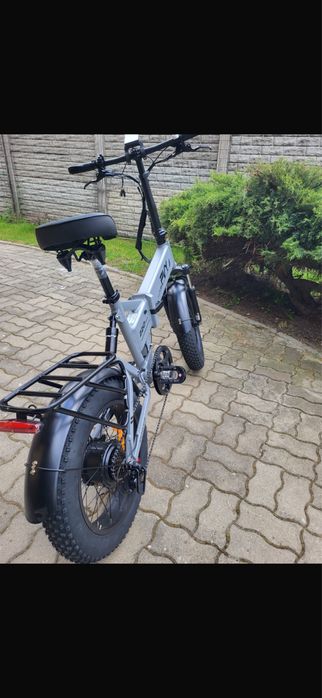 Bicicleta electrica noua