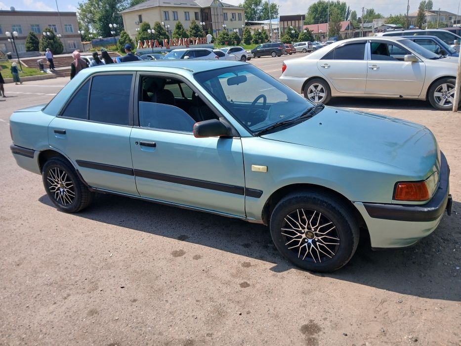 Mazda 323 bj в хорошем состоянии