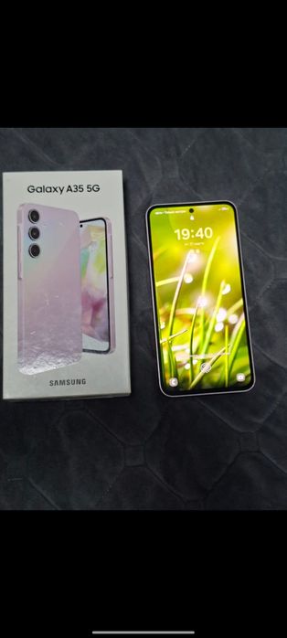 Продам Самсунг а35 5g 256/8