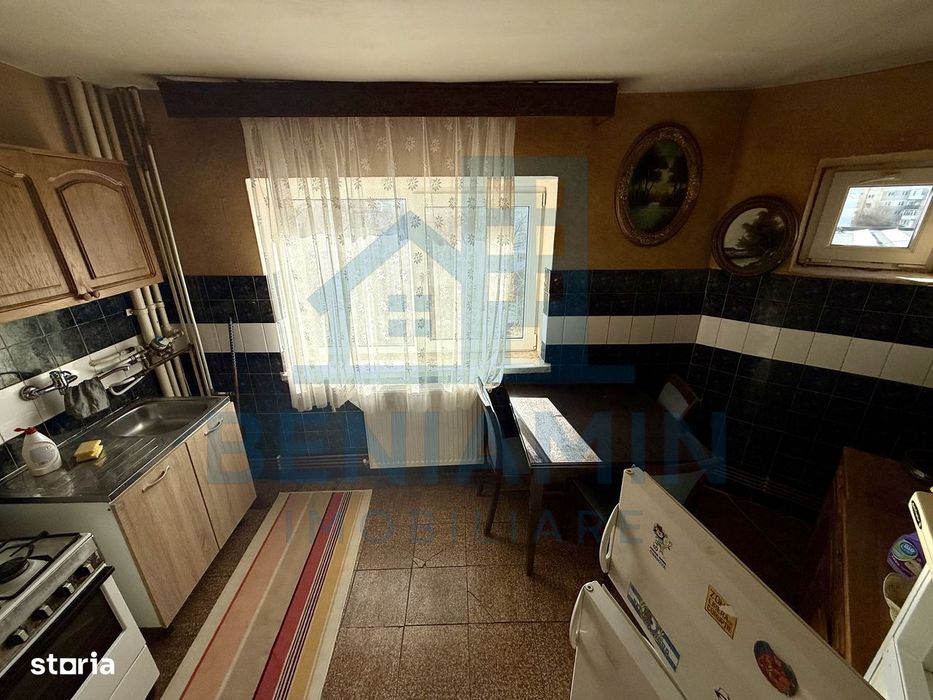 2 camere - etaj 2 -54mp -centrala proprie - Craiovita Noua - Vitaplus