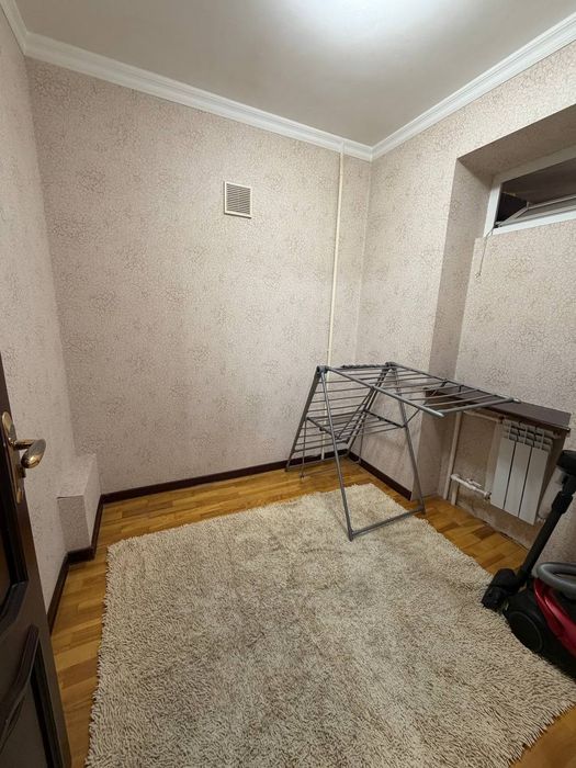 Продаётся квартира Чиланзар 6 квартал 2в3/2/4 кирпич