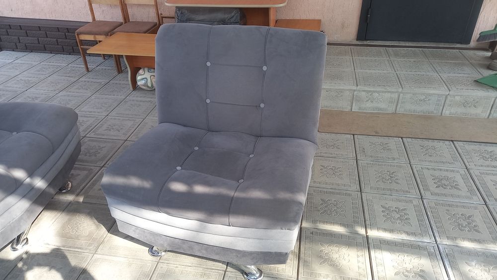 Диван кресло хорошем состояние