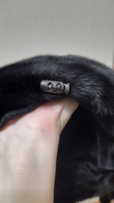 Продам шапку норковую.