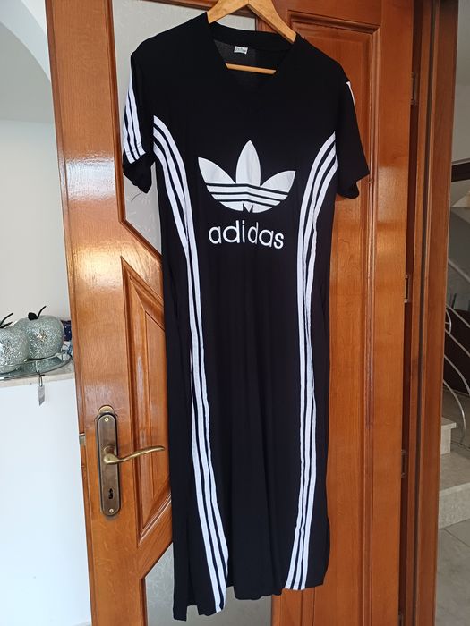 Rochiță Adidas nouă
