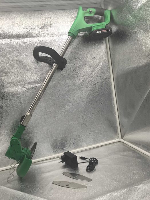 Motocoasa pe acumulator 48V, trimmer gazon, incarcare rapida