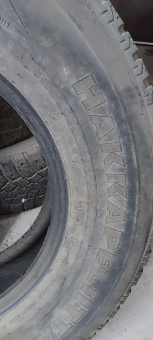 Продам шины brigestone