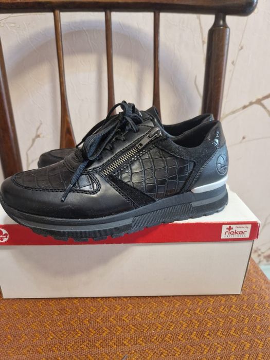 Новые женские Красовки. Натуральная кожа.  "Rieker" 37 р.