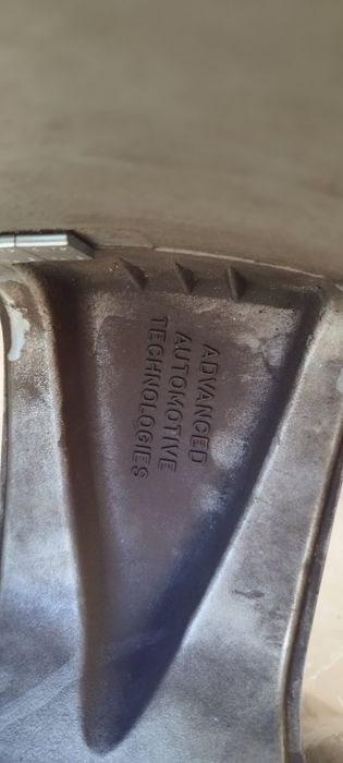 Лети джанти за Jaguar