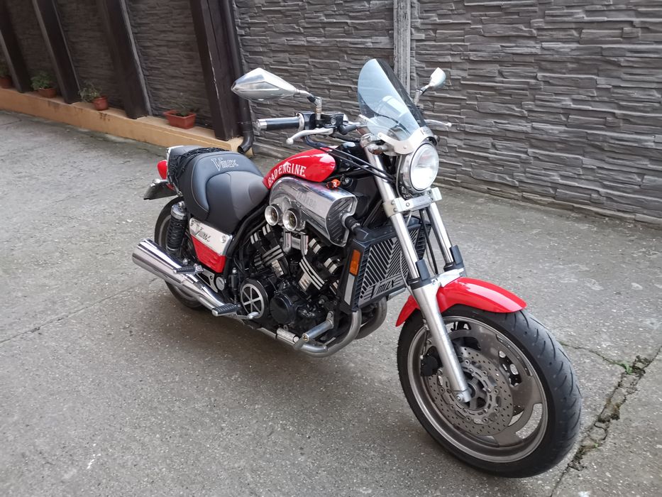 Yamaha vmax 1200