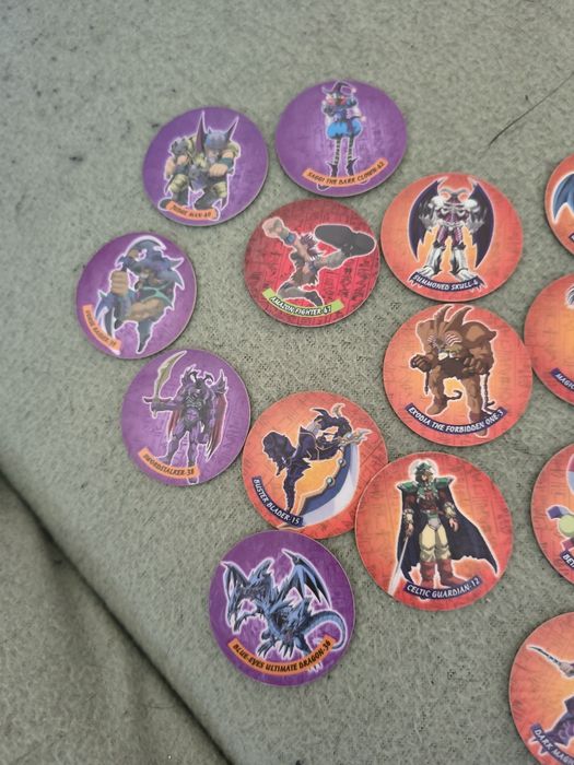 Ретро Колекция Yu-Gi-Oh! и Pokémon Tazos (2002-2006) – Matutano/Чипс