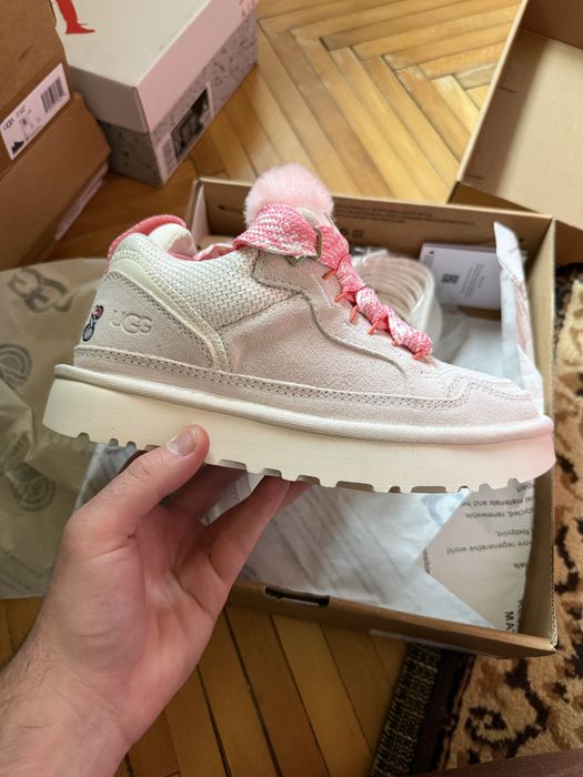 UGG Lowmel Love 25 marimea 37 si 38