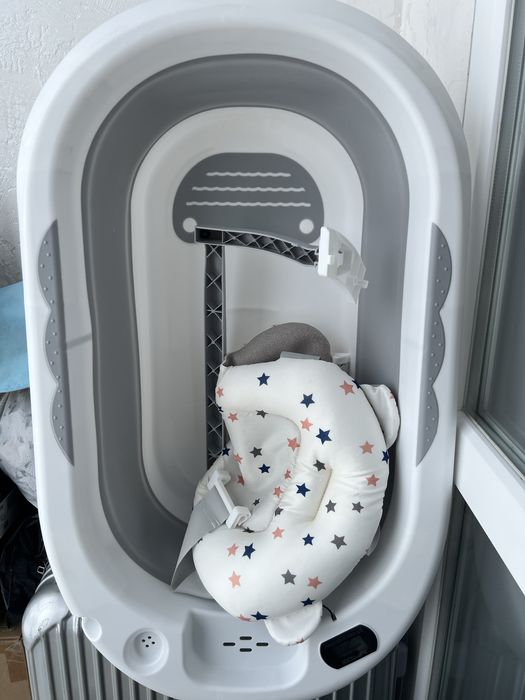 Ваночка для купания новорожденого