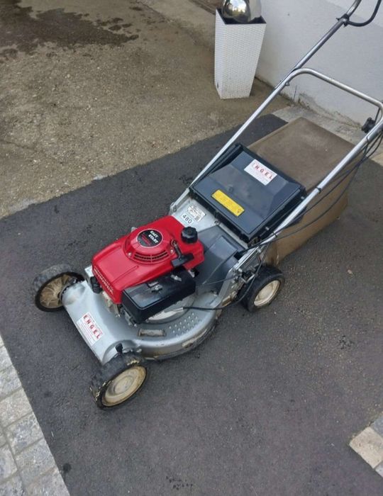 Mașină de tuns gazon honda