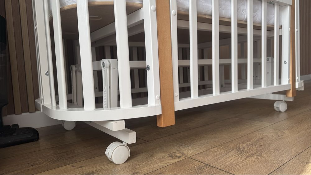 Продам кроватку новая