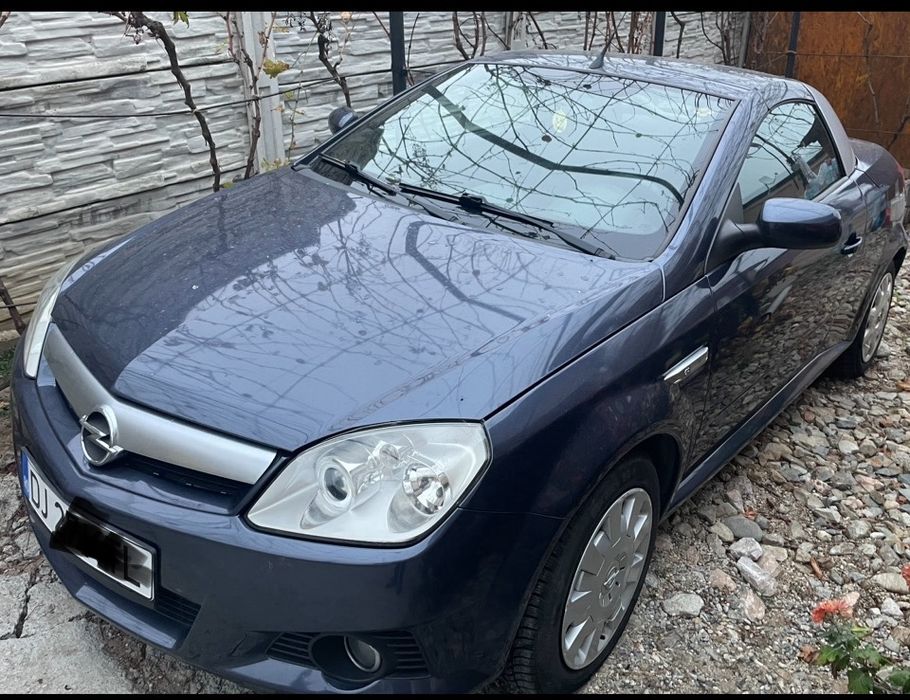Vand Opel Tigra  10/2007