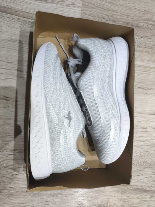 дамски маратонки KangaROOS с мемомри пяна номер 39