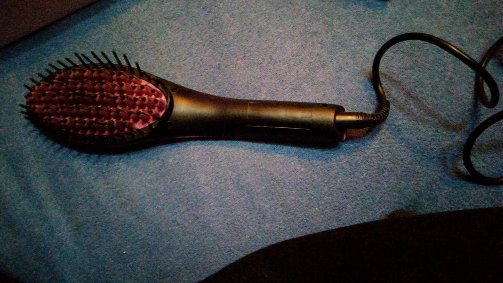 Perie electrica îndreptat par