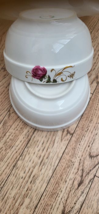 2 глубокие пиала