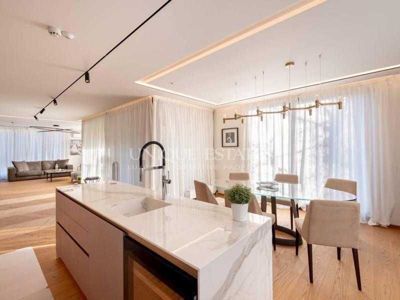 Продава се Тристаен апартамент в София, Красно село - 103 кв.м за 817 €/кв.м - Снимка #6