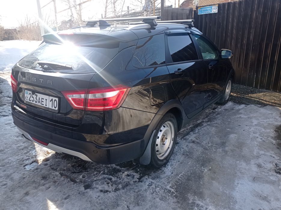 Веста св кросс 2021