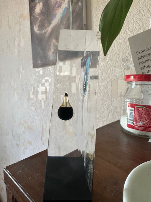 Сувенир настольный