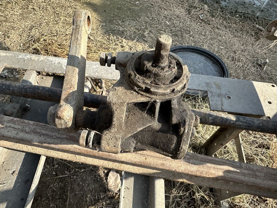 Ford oldi balkasi sotiladi sotiladi risorlari bilan kamplekt zur holat