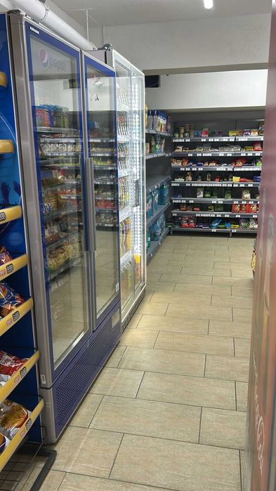 De inchiriat/vanzare  MARKET (180 mp.) utilat complet-Tineretului