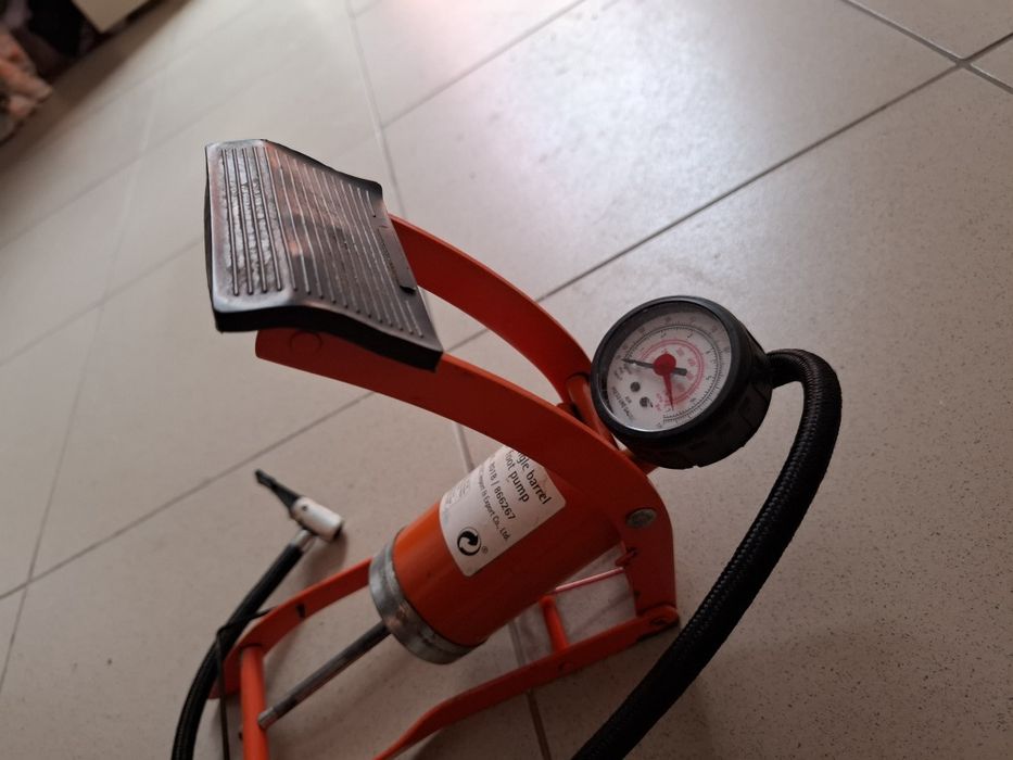 Pompa de umflat la picior pt biciclete etc - 35 lei, Galati