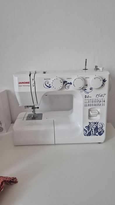 Продам швейная машинка