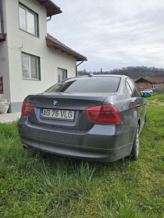 Vand BMW e90 sau schimb cu Logan