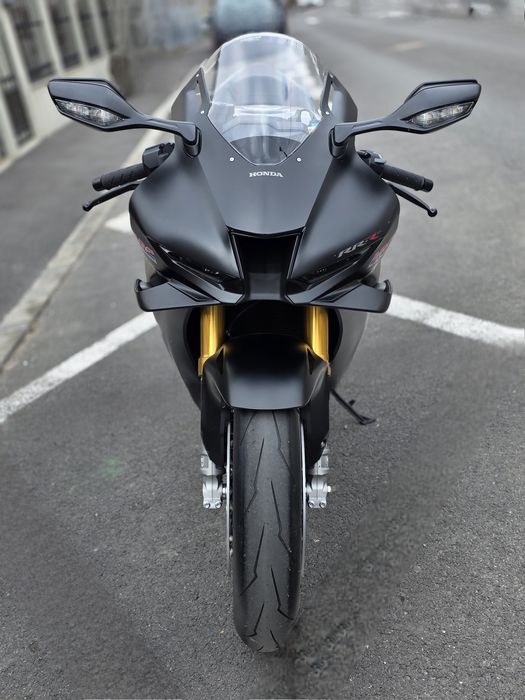 Honda cbr 1000 rrr Fireblade