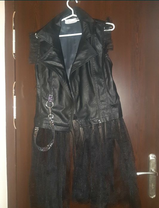 Черен кожен елек