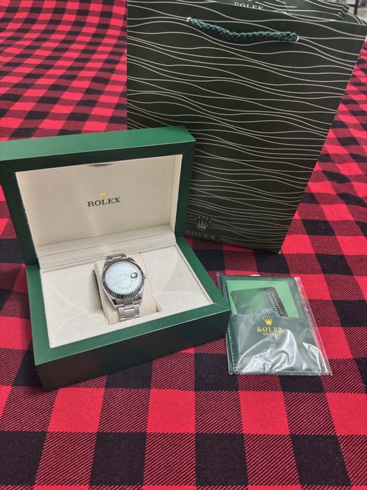 Часы Rolex Sky-Dweller