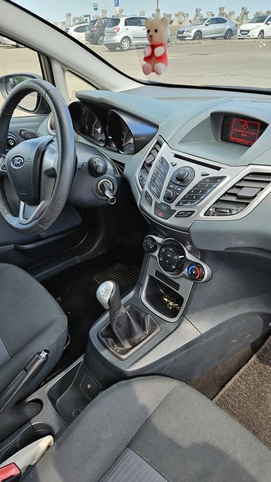 FORD Fiesta 2010 — imagine 4
