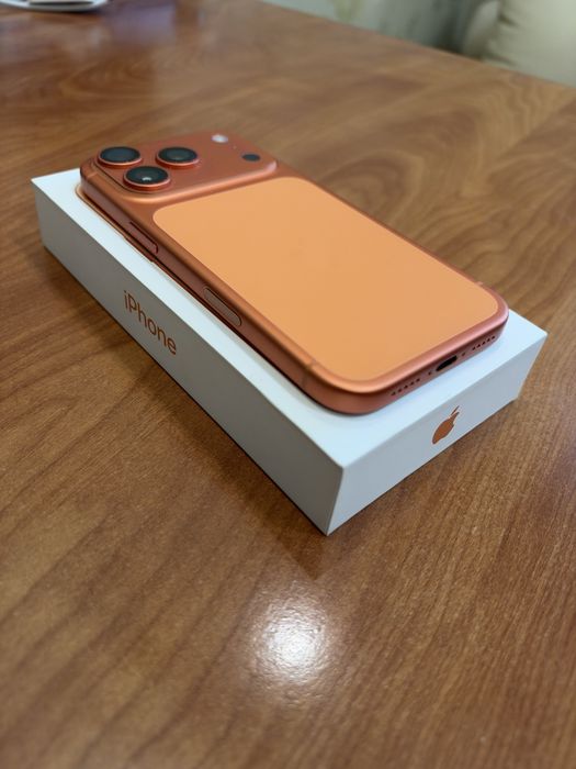 Продам Iphone 17 pro