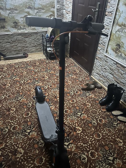 Продам электросамокат