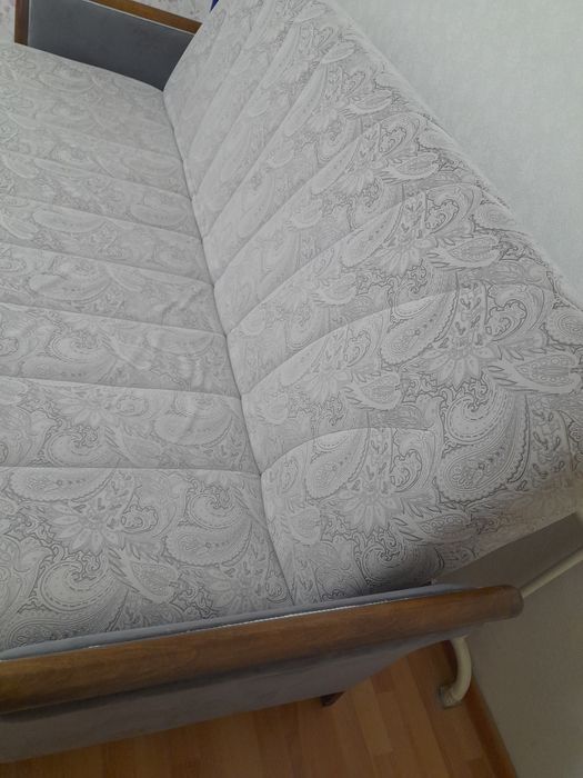 Продам диван раскладной